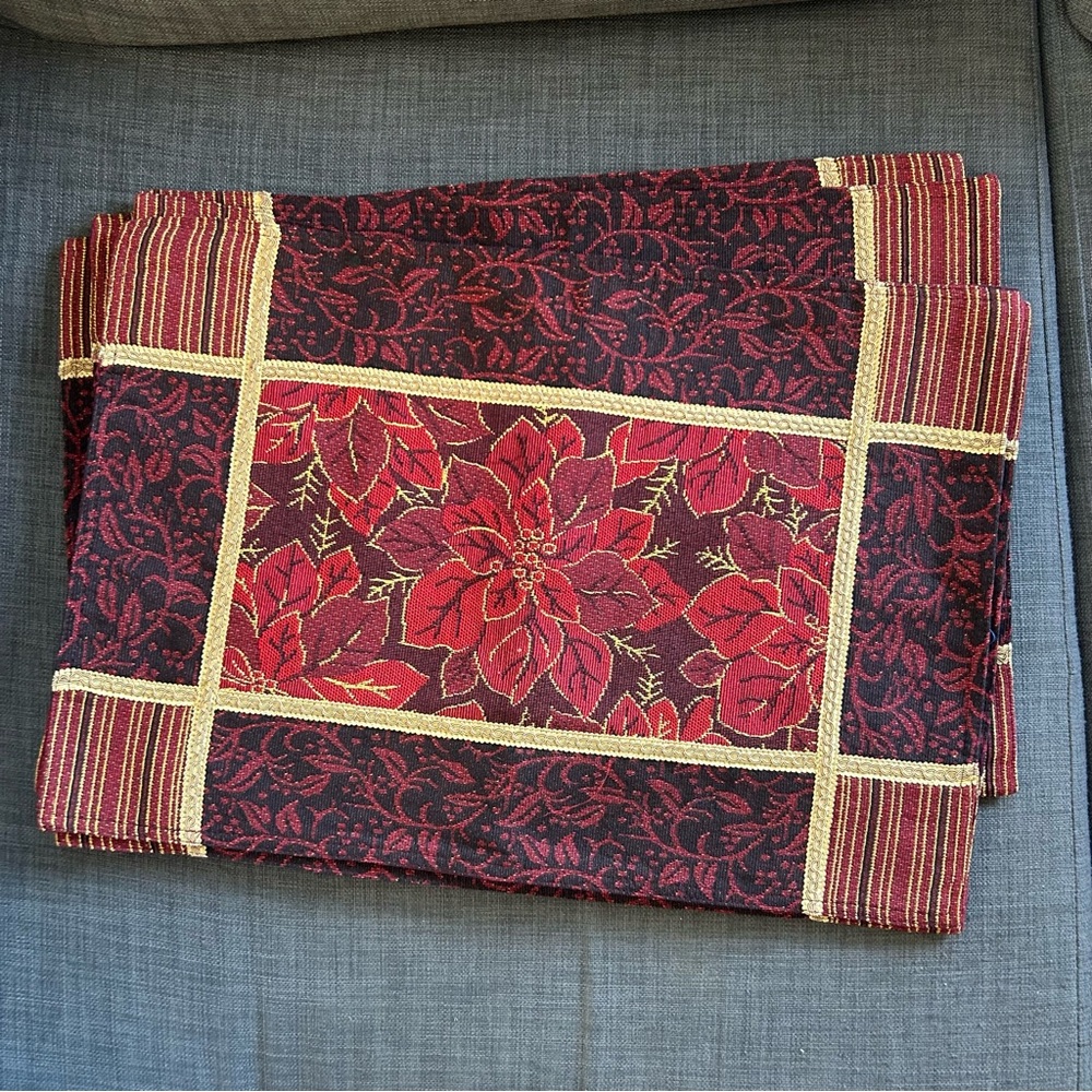 6-pcs Holiday Christmas Poinsettia Floral Tapestry Placemats #0820254